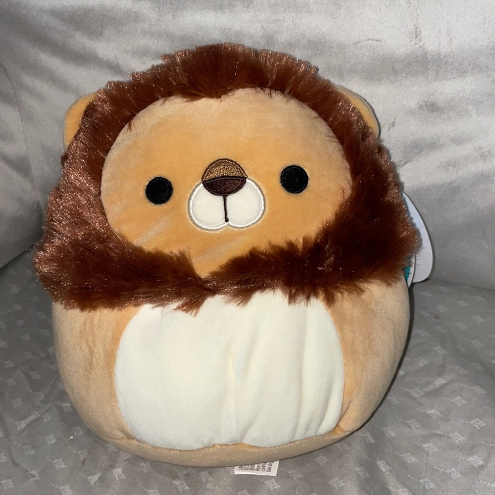 8" ramon the lion squishmallow